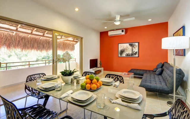 Rainbow Penthouse 2 bedrooms sleeps 5