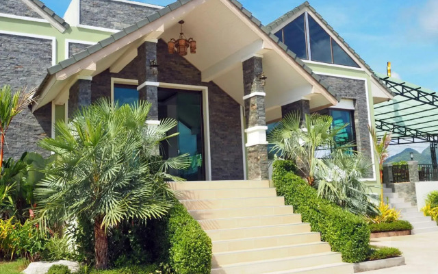 Saichon Grand View Resort