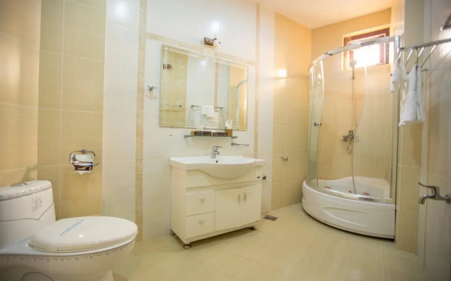 Khách sạn Trang Thư