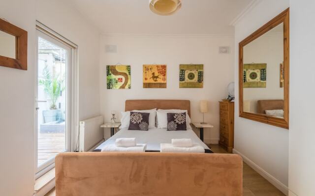 Luxurious West Kensington Home by Olympia London