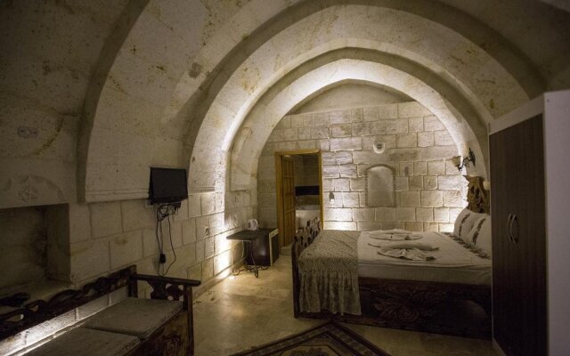 Spelunca Cave Hotel