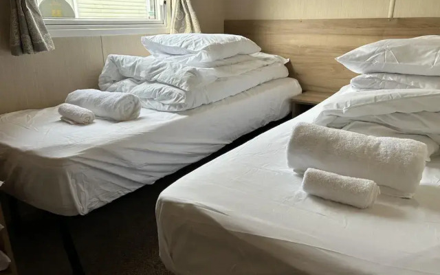 Coastal Retreat Luxury Caravan Home Away From Home