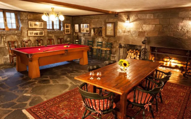 Adair Country Inn and Restaurant