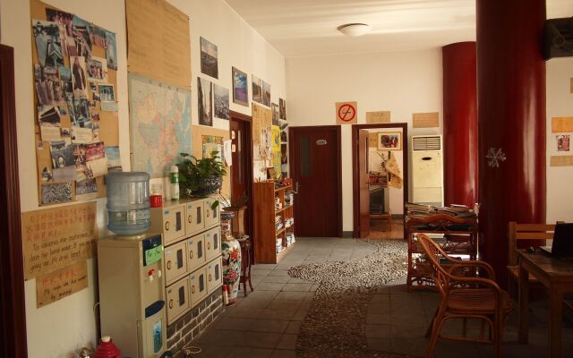 Qufu International Youth Hotel