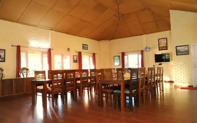 Majkhali woods, Ranikhet, by Himalayan Eco Lodges