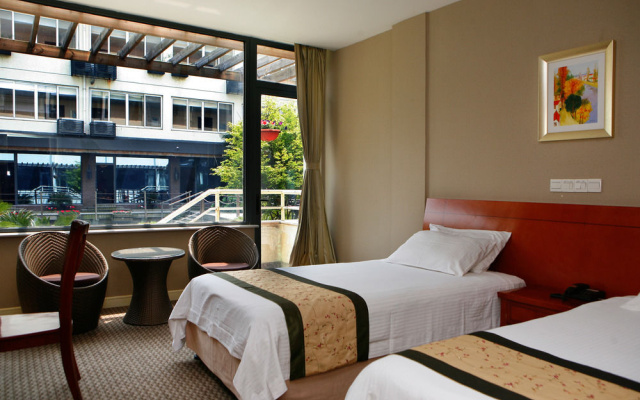 Oriental Land Holiday Village – Guest Rooms – Shanghai