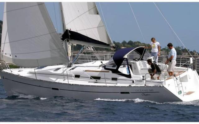 Boat in Badalona for up to 6 people