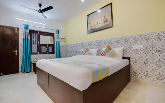 Oyo Home 78927 Elegant Studio Sarita Vihar