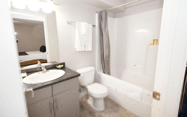 Cheerful 4 Bedroom Townhouse With Parking Wifi