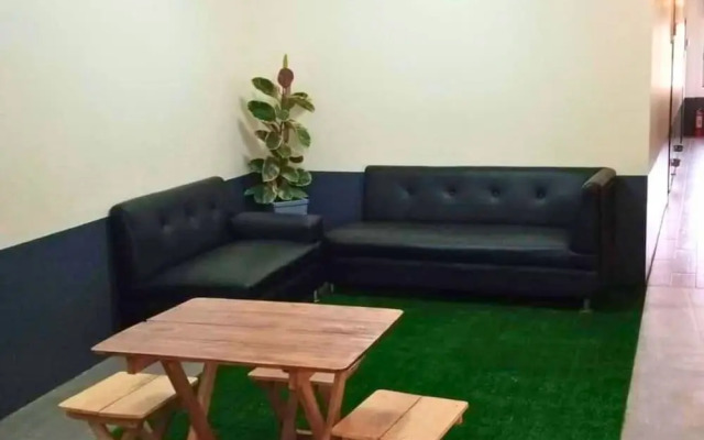 Pacific Palm Suites Davao powered by Cocotel