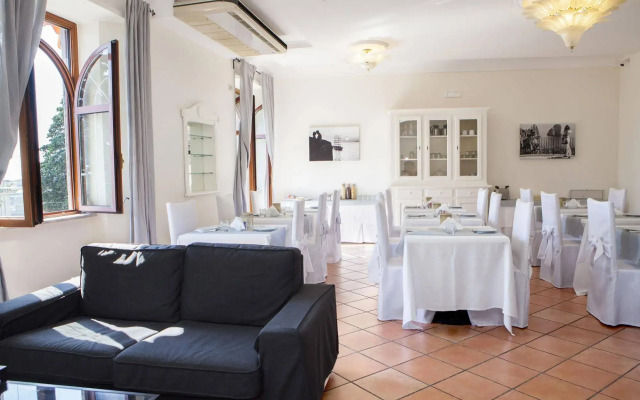 Hotel Herculaneum