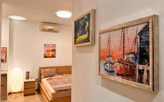 Private Studio Center Opera and Nevski Cathedral