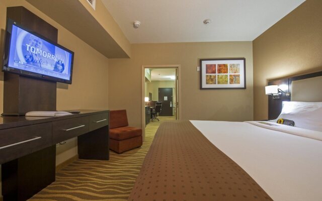 DoubleTree by Hilton Houston Westchase