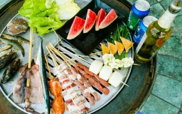 self-cooking seaview apartment