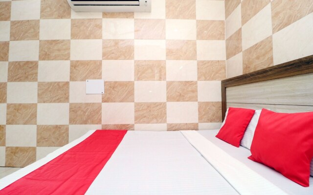 A K Guest House By OYO Rooms