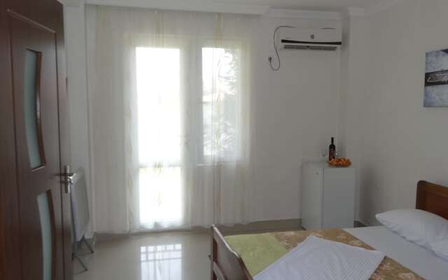 Hotel Ritsa