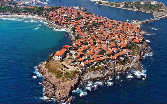 SH Holidays & Health ltd.