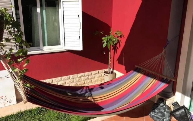 7 Waves Surf Hostel