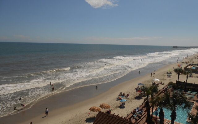 0403 Waters Edge Resort 1 Bedroom Condo by RedAwning