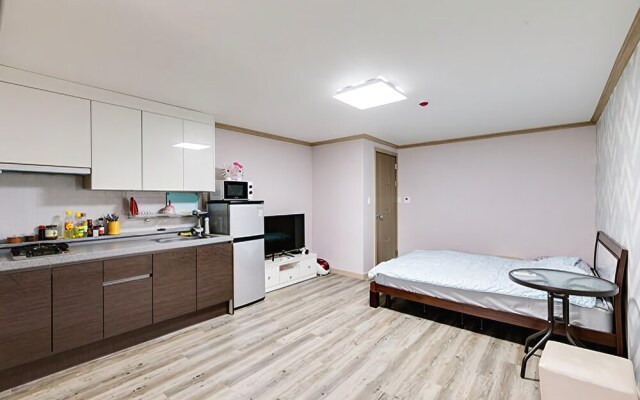 Yeosu Seongsim Pension