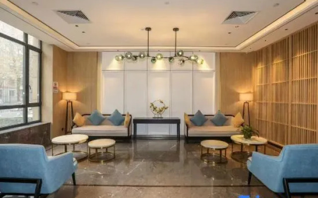 Puhua Hotel