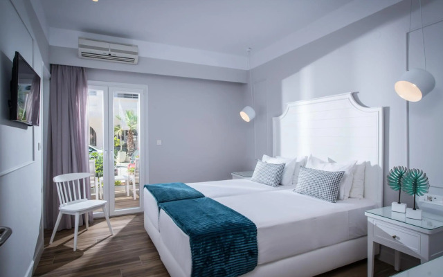 MARI KRISTIN Beach Hotel - Adults Only