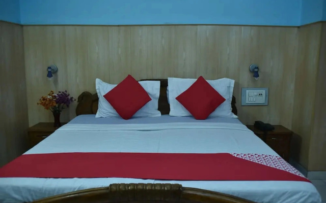 Mid City Hotel by OYO Rooms