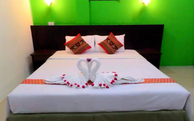 Thana Patong Guesthouse