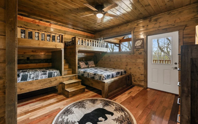 Cabin w/ Hot Tub & Game Room in the Smokys!