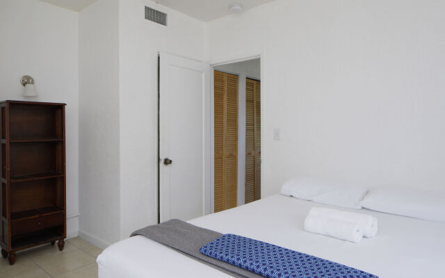 Artrageous Flats Wynwood