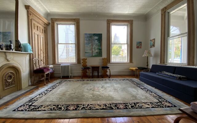 Fort Place Bed & Breakfast