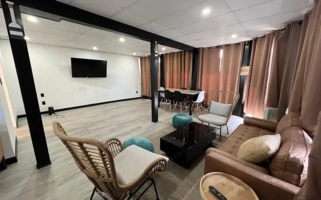Harborside Suites