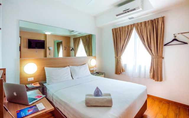 Red Planet Surabaya
