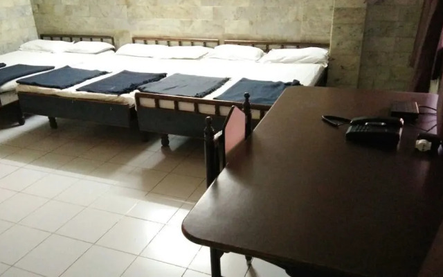 Hotel Meera