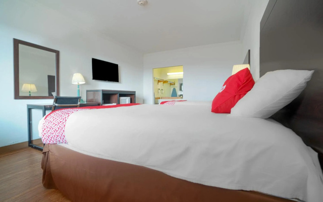 OYO Hotel Kingsville Hwy 77