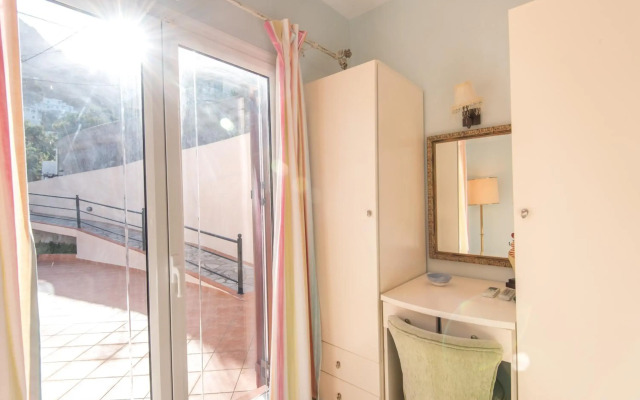 Myrties Boutique Aparments