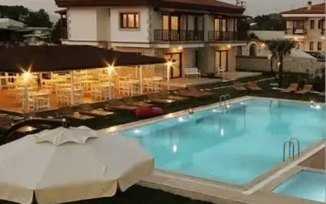 Alacati 24 Suits Hotel