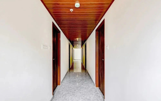 Hotello Whitefield by OYO Rooms