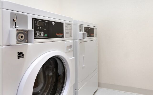 Fairfield Inn & Suites Midland