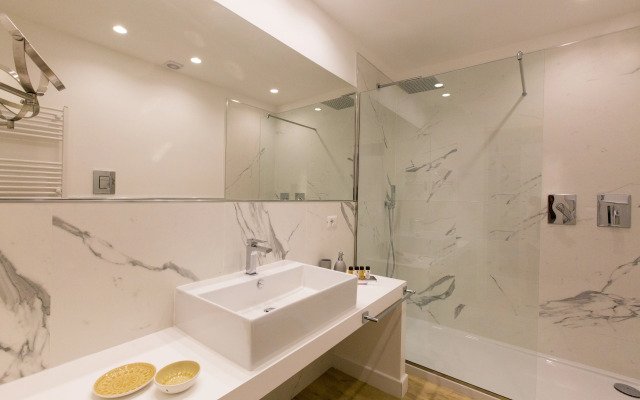Palermo In Suite Aparthotel Shs