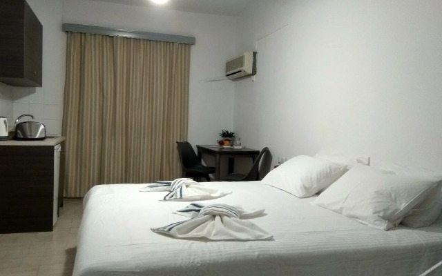 Relax Studios & Apartments