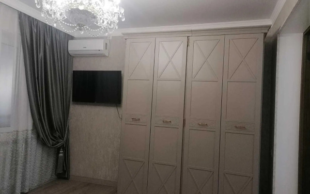 House on 56 Alagirskaya street