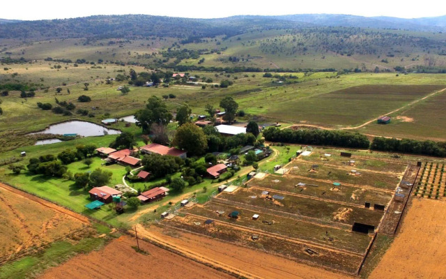 Loebies Guest Farm