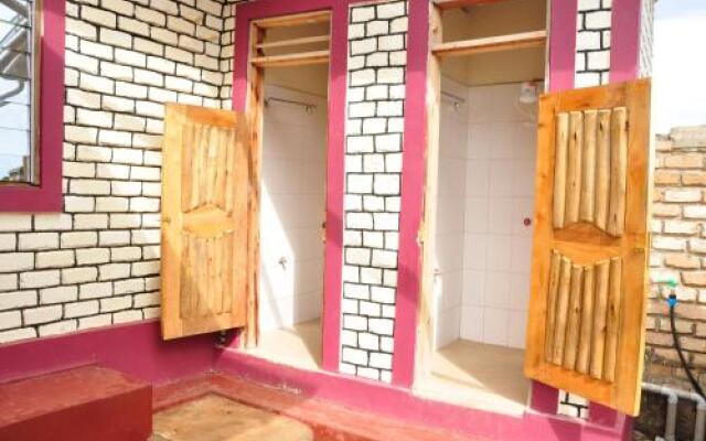 Elite Backpackers Services Masaka