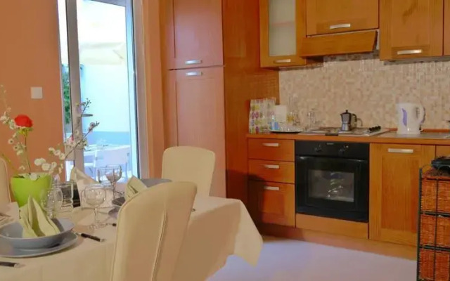 House in Tavronitis