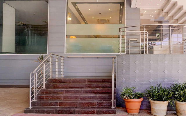 Collection O Bombay Exhibition Centre Goregaon