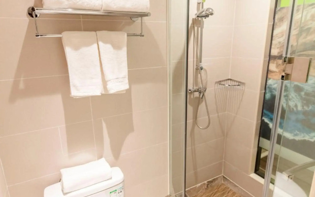Beijing Saga Hotel