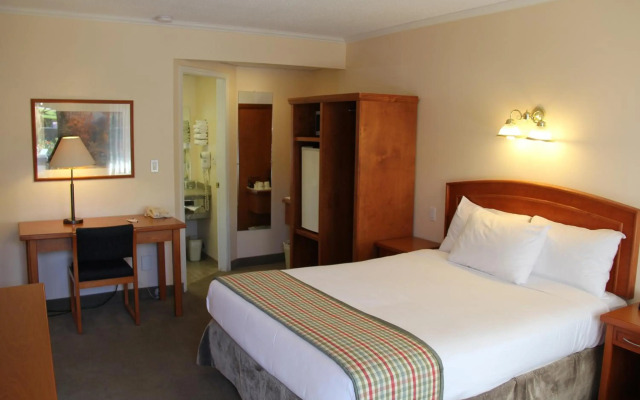 Travelodge by Wyndham Kamloops