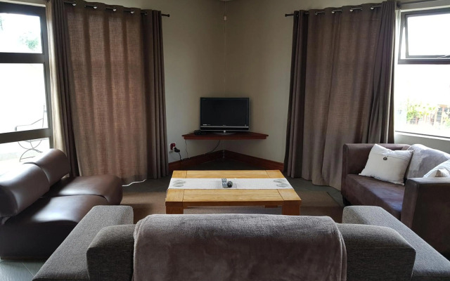 Stay@67 Apartments, Dullstroom