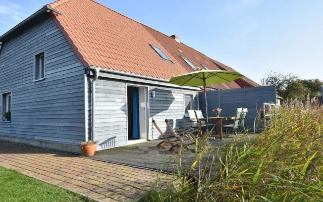 Modern Holiday Home in Ribnitz-damgarten Amidst Forest